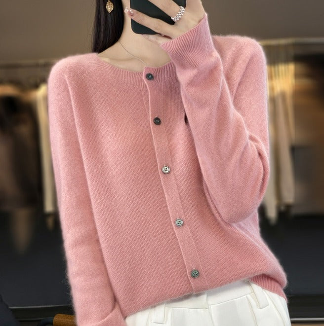 Mariana - Cozy Wool Cardigan