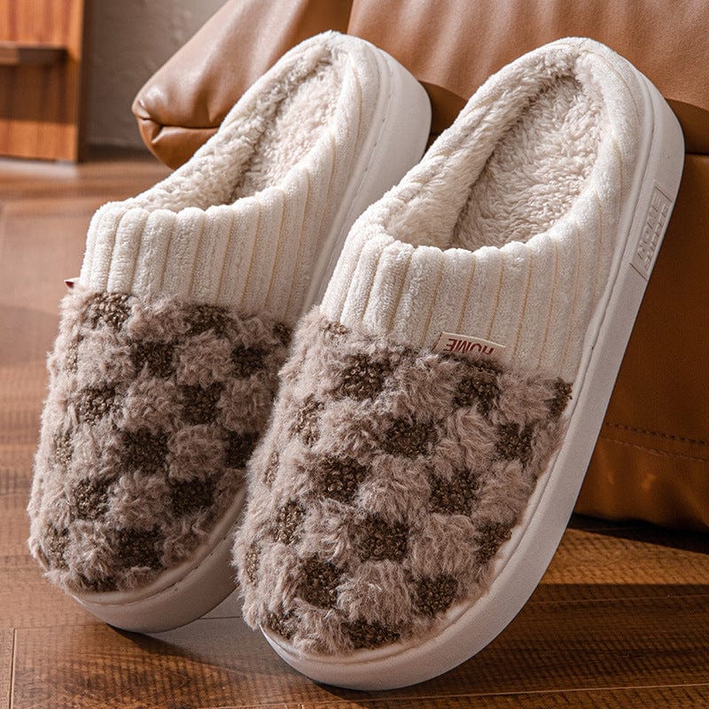 Yolan - Soft Checkered Slippers