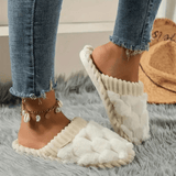 Yassmin - Non-Slip Cozy Slippers