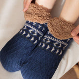 Ysolde - Cozy Christmas Socks