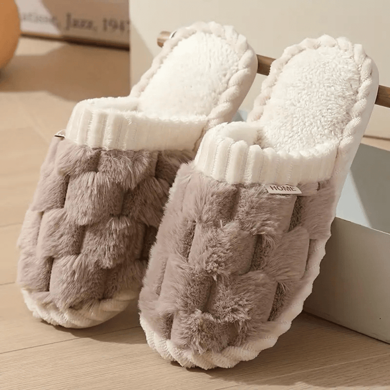 Yassmin - Non-Slip Cozy Slippers