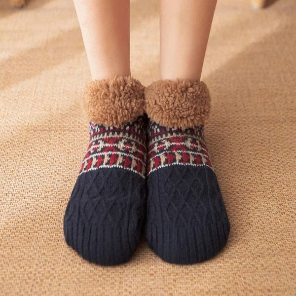 Ysolde - Cozy Christmas Socks